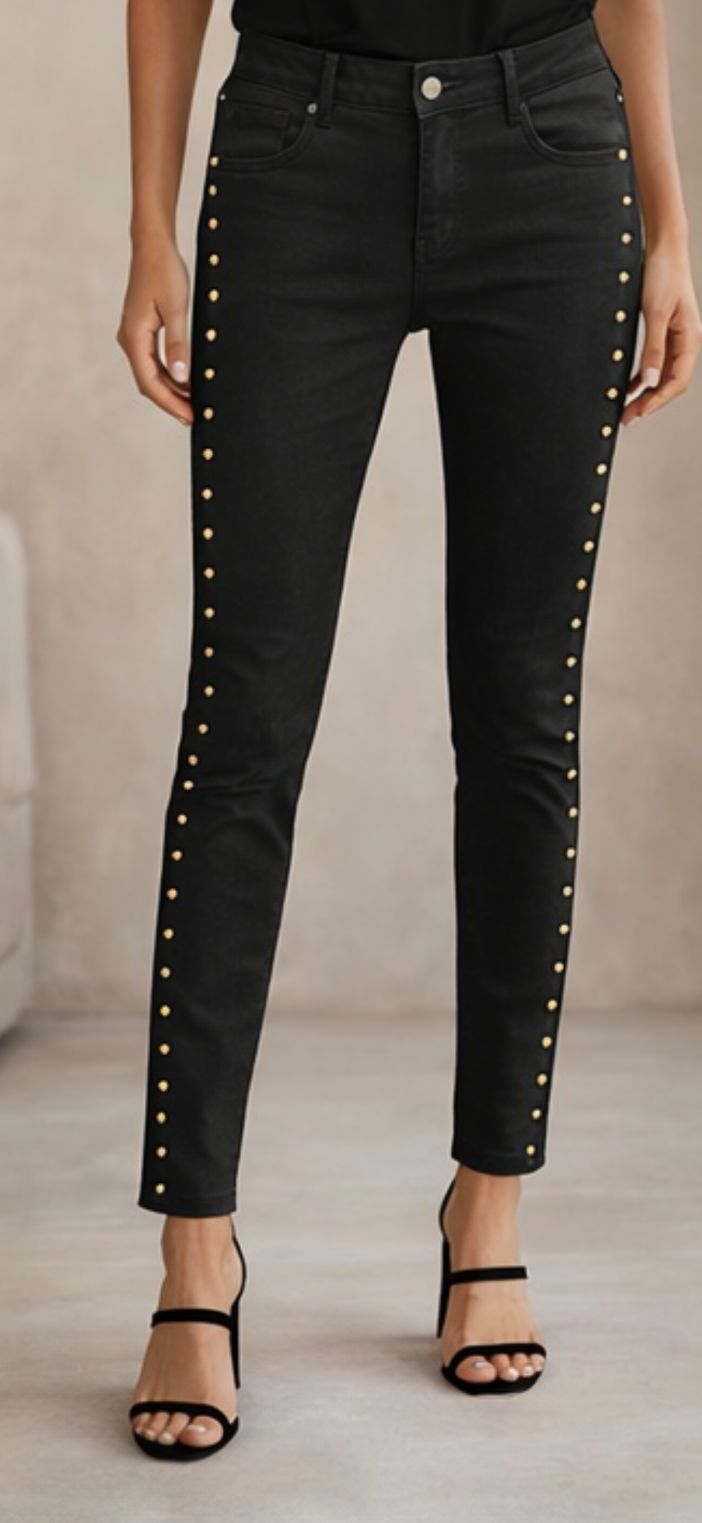 Rivet Queen Jeans