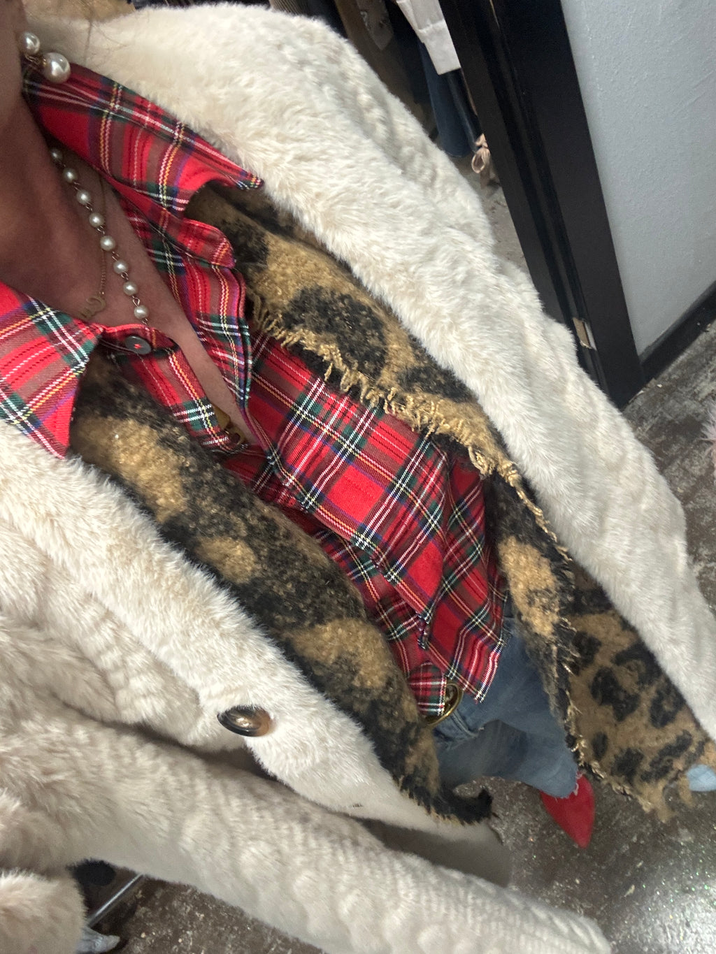 Red Plaid Crop Puff Sleeve Blouse